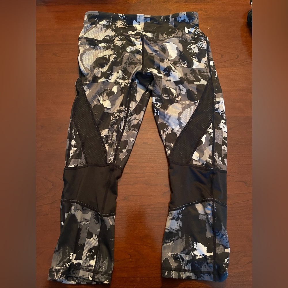 Nicole Miller Athletic Capri